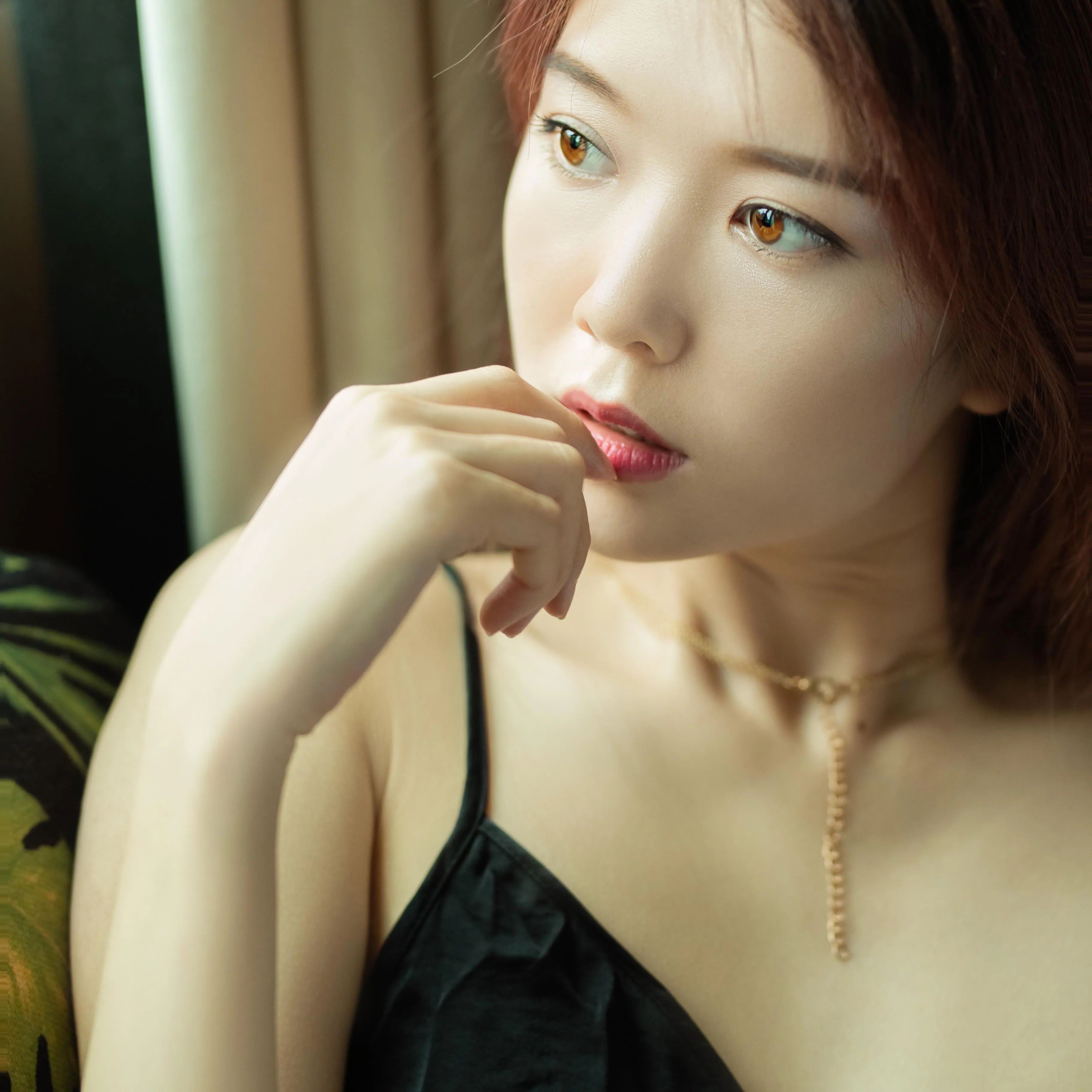 [YITUYU艺图语]2022.07.04 空房间 航子就是航子呀 [22P]插图
